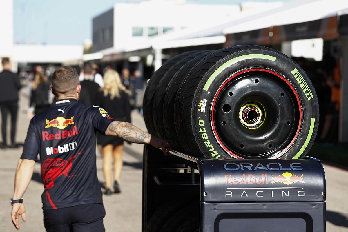 f1-could-ditch-18-inch-wheels-for-2026-in-bid-to-drop-car-weight