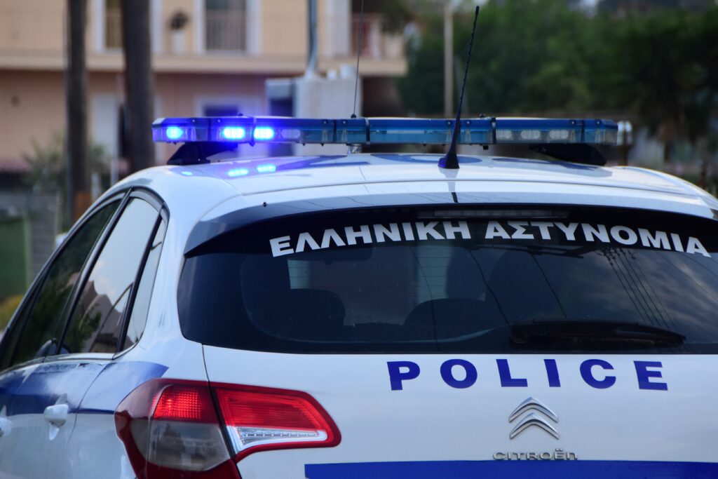 Οδηγός-εμβόλισε-μοτοσυκλέτα-της-ΔΙΑΣ-στο-κέντρο-της-Αθήνας