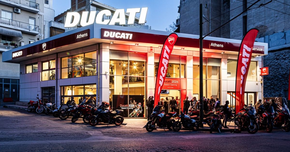Στο-ducati-athens-παρουσιάστηκε-η-νέα-γκάμα-μοτοσικλετών,-ρούχων-και-αξεσουάρ-της-μάρκας