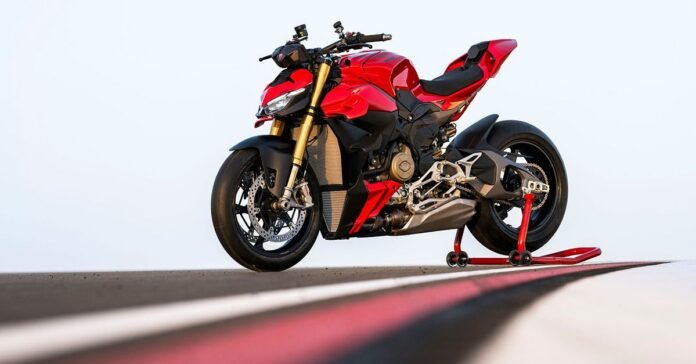 ducati-streetfighter-v4:-Η-πιο-αποδοτική-fight-formula-όλων-των-εποχών