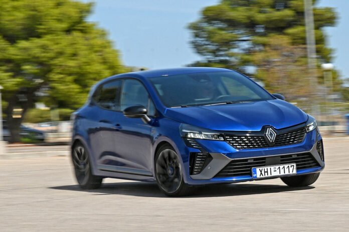 Ένας-στους-10-Έλληνες-επέλεξε-μοντέλα-renault-και-dacia-τον-Ιούλιο