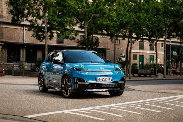Το-νέο-nissan-micra-«ηλεκτρίζει»-τους-δρόμους-του-Ρότερνταμ