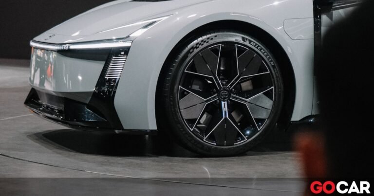 Η-toyota-έδειξε-τη-νέα-corolla-–-Με-τι-κινητήρες-θα-έρθει;-–-Η-toyota-έδωσε-μια-πρώτη-ματιά-στο-μέλλον-της-corolla,-με-την-επόμενη-γενιά-του-παγκόσμιου-best-seller-να-αναμένεται-ότι-θα-φέρει-σημαντικές-αλλαγές,-τόσο-σε-σχεδίαση-όσο-και-σε-τεχνολογία.