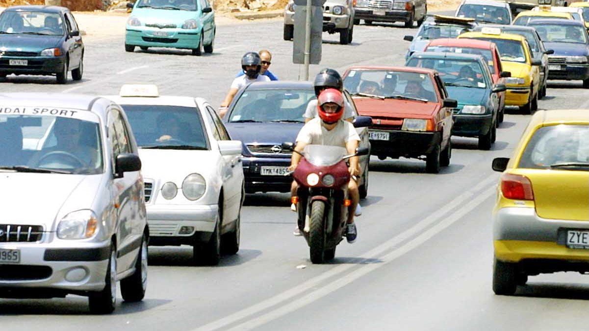 Θα-«τελειώσουν»-τα-μισά-των-κυκλοφορούντα-αυτοκίνητα-στην-Ελλάδα