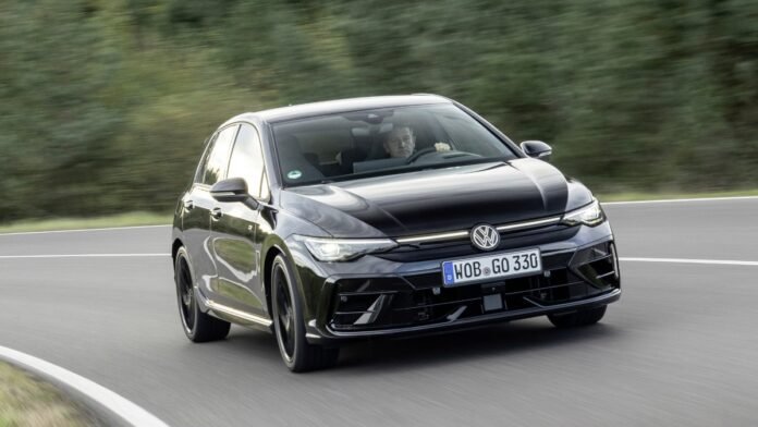 Το-volkswagen-golf-r-τώρα-και-σε-black-edition