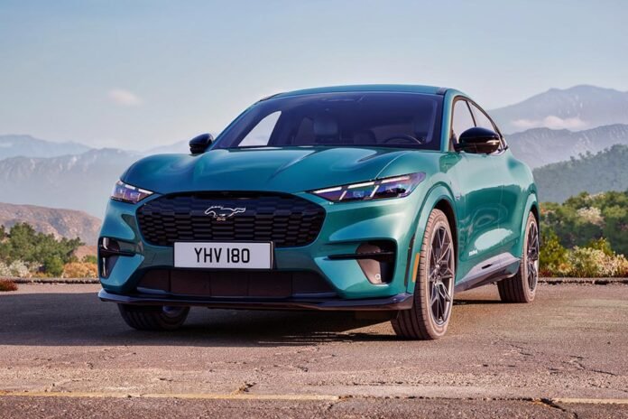 Αναβαθμίσεις-και-νέα-έκδοση-για-τη-ford-mustang-mach-e