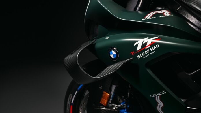 Συλλεκτική-bmw-m-1000-rr-«υποκλίνεται»-στο-isle-of-man-tt