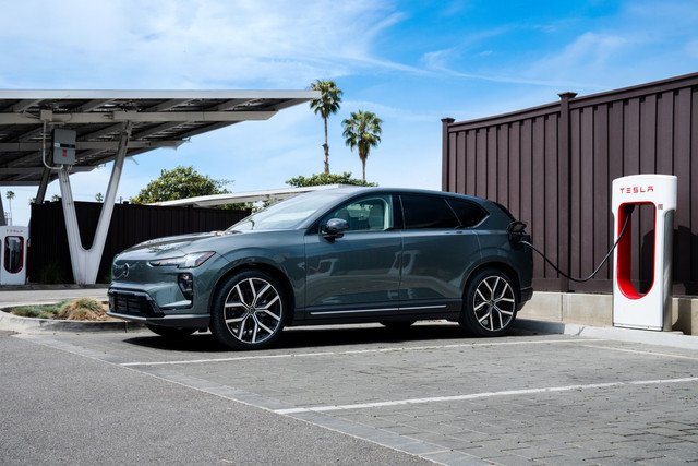 volvo:-Η-γρήγορη-φόρτιση-γίνεται-απλή-διαδικασία