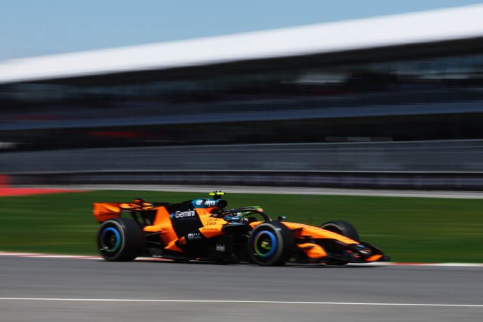 f1:-Οι-v8-θα-μπορούσαν-να-δελεάσουν-τη-mclaren-να-κατασκευάσει-κινητήρες