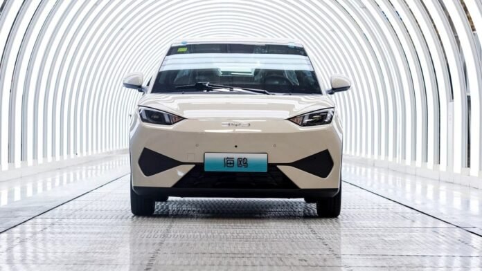 Η-byd-θέλει-να-ξεπεράσει-την-toyota