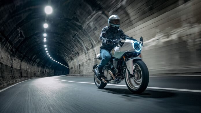 ducati-formula-73:-Επιστροφή-στα-70s-με-την-πιο-cool-cafe-racer-(+video)