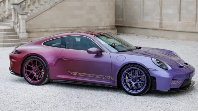 Μία-μοναδική-porsche-911-gt3-touring-για-τη-Μολδαβία