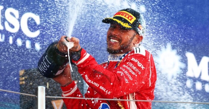 f1:-Χάμιλτον:-«Δεν-σκέφτομαι-το-πρωτάθλημα,-στόχος-οι-νίκες»