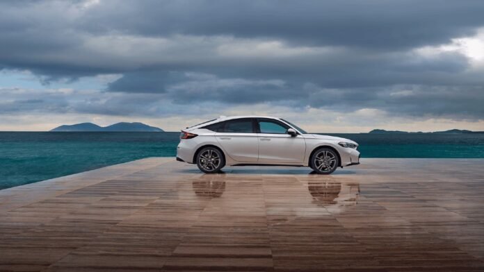 honda-civic-e:hev:-Σύγχρονη-συνδεσιμότητα-με-κορυφαία-εργονομία