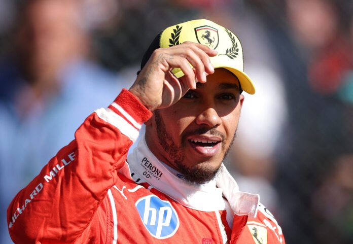 formula-1:-Δίνουν-μωρά-στον-Χάμιλτον-για-να-τα…-ευλογήσει