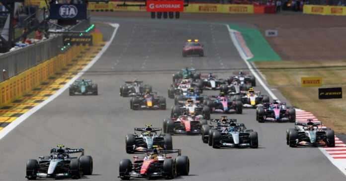 Ο-antonelli-κέρδισε-το-sprint-της-formula-1-στο-Σίλβερστοουν