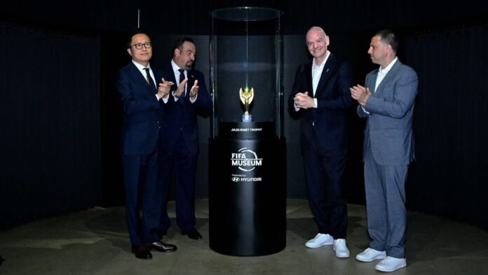hyundai-και-fifa-παρουσιάζουν-την-έκθεση-«legacies-of-champions»-στη-Νέα-Υόρκη