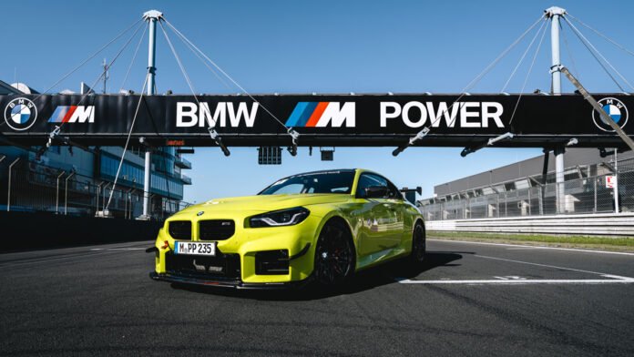 bmw-m2:-Πώς-έγινε-πιο-γρήγορη-στο-nurburgring-από-την-πιο-δυνατή-m2-cs