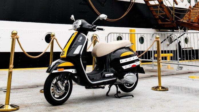 Μοναδική-vespa-τιμά-το-θρυλικό-ιστιοφόρο-Αμέριγκο-Βεσπούτσι