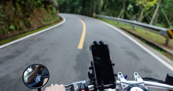 Το-νέο-waze-για-μοτοσυκλέτες:-Οι-πληροφορίες-και-οι-υπηρεσίες-που-θα-προσφέρει-στους-αναβάτες