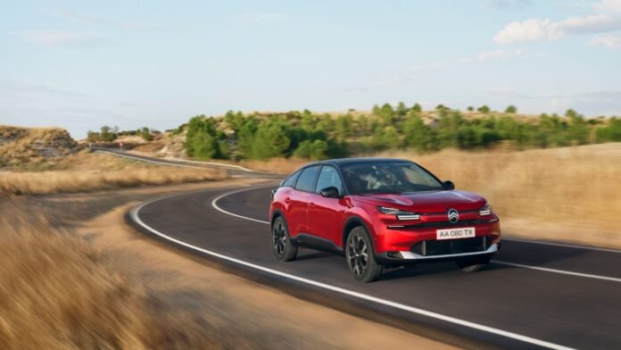 citroen-c4-hybrid:-Άνεση-και-πλούσιος-εξοπλισμός-με-τη-χαμηλότερη-δυνατή-τιμή