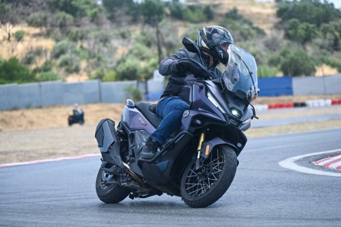 Τest-ride-voge-sr450x