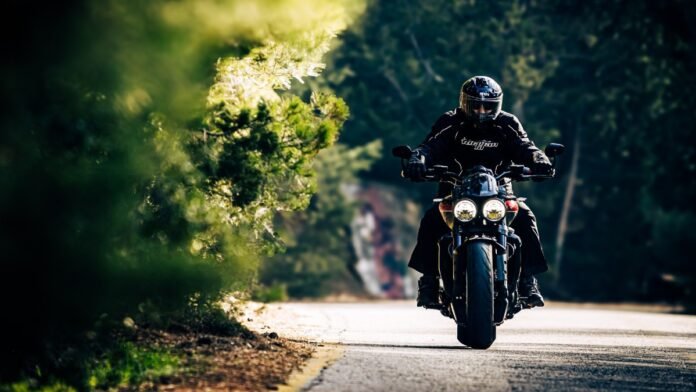 Δοκιμή:-triumph-rocket-3-storm-r