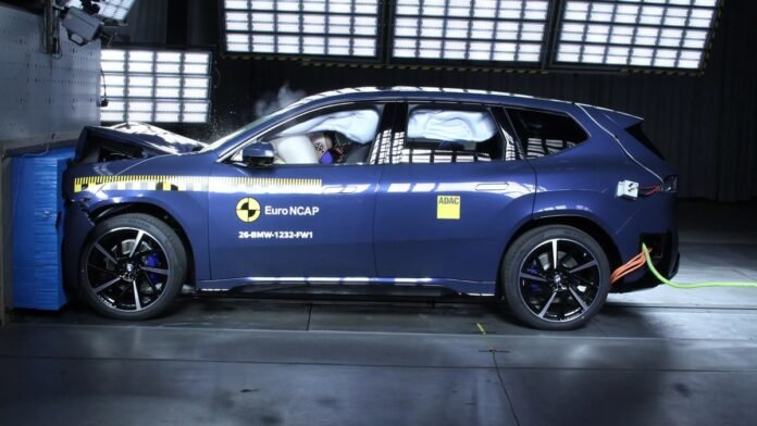 euro-ncap:-Κορυφαία-διάκριση-για-τη-νέα-bmw-ix3