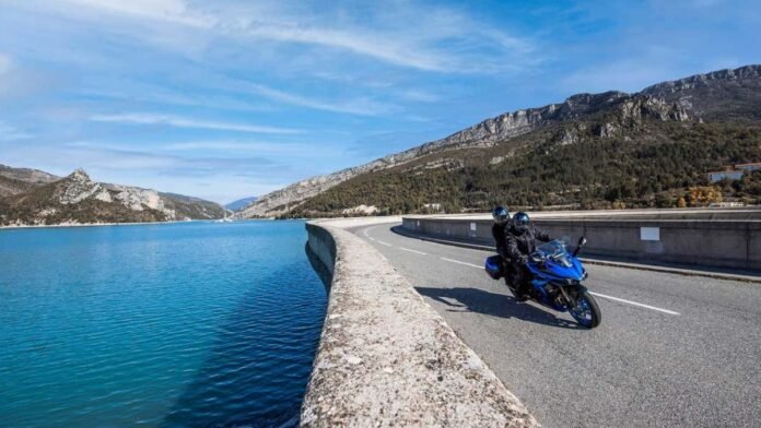 Αυτή-η-χώρα-ψηφίστηκε-κορυφαία-για-road-trip-με-μοτοσικλέτα