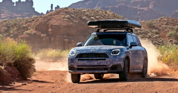 Στα-Βραχώδη-Όρη-η-νέα-έκδοση-του-mini-countryman-που-“κυνηγάει”-την-περιπέτεια-Τον-Οκτώβριο-τα-αποκαλυπτήρια