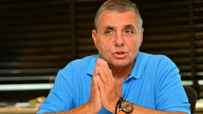 Στο-σφυρί-η-άγνωστη-συλλογή-πανάκριβων-αυτοκινήτων-του-Γιώργου-Τράγκα