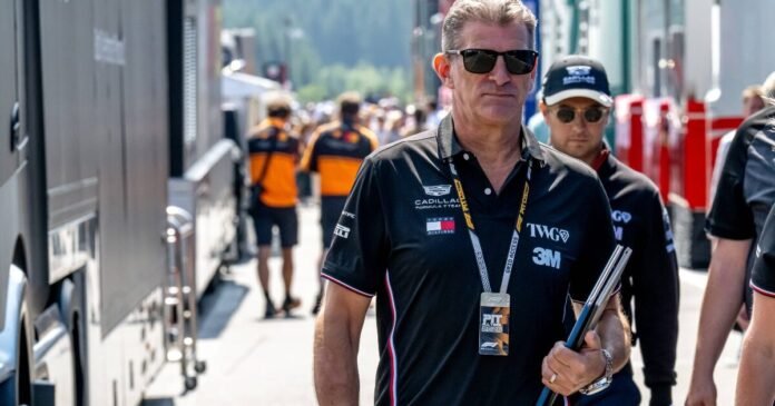 f1:-Τέλος-ο-Λόουντον,-αναλαμβάνει-ο-Μπουντκόφσκι-στην-cadillac