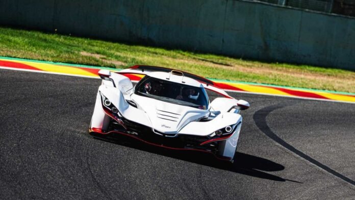 supercar-από-την-Τσεχία-έσπασε-το-ρεκόρ-στο-spa-κατά…-λάθος!