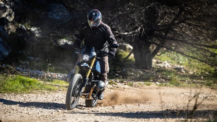 Δοκιμή:-bmw-r-12-gs