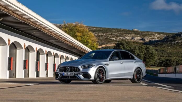 Γιατί-η-mercedes-amg-δεν-βάζει-τον-καινούριο-v8-στην-c63;