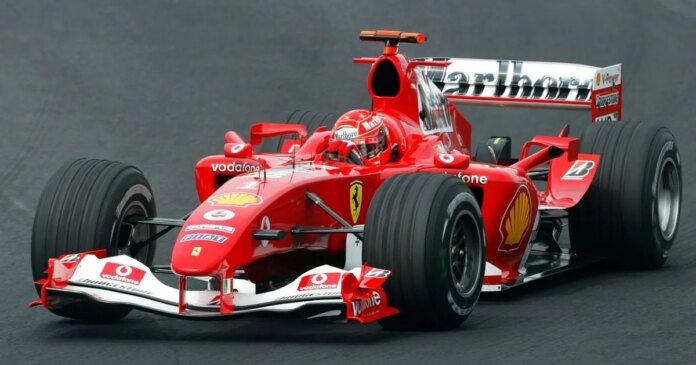 Η-ferrari-με-τα-χρώματα-της-“εποχής-Σουμάχερ”-στη-Μόντσα,-για-δύο-μεγάλες-επετείους-της-με-τον-Γερμανό-θρύλο