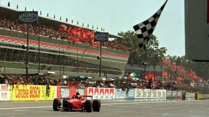 ferrari:-Αφιέρωμα-στον-Σουμάχερ-Ζήτησε-συγγνώμη-ο-Χάμιλτον-(+video)