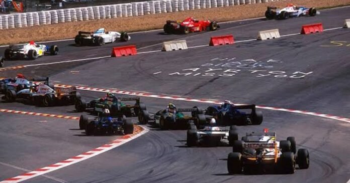 Σαν-Σήμερα:-Ο-«ευνουχισμός»-της-θρυλικής-eau-rouge-(vid)