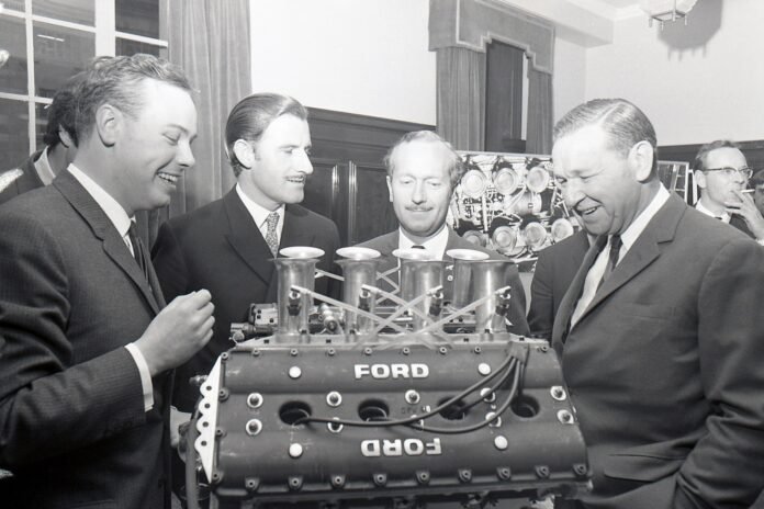 ford:-Από-τον-θρυλικό-dfv-v8-στους-κινητήρες-της-red-bull-ford-στη-formula-1