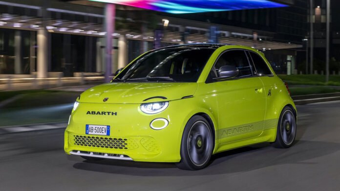 Σταματάει-ξανά-η-παραγωγή-του-fiat-500