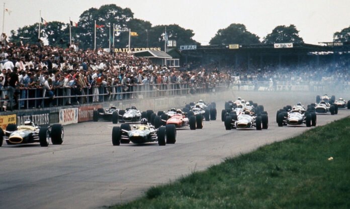 ford:-Ο-θρυλικός-cosworth-dfv-και-η-επιστροφή-στη-formula-1