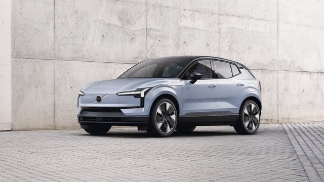 Το-volvo-ex30-γίνεται-φορητή-πηγή-ενέργειας