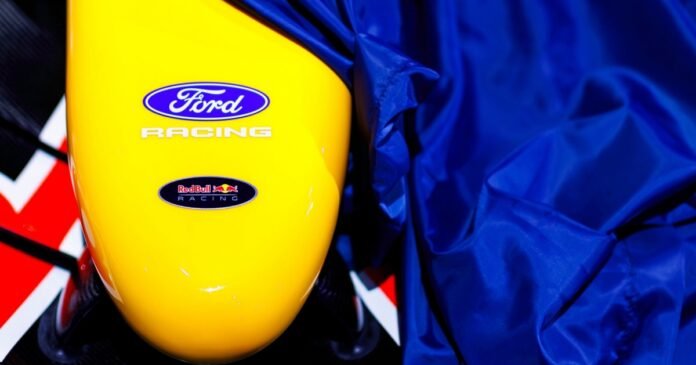 f1:-Το-ταξίδι-καινοτομίας-της-ford-από-τον-θρυλικό-dfv-v8-στη-συνεργασία-με-τη-red-bull