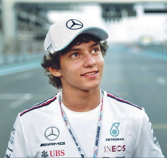 formula-1:-Ο-Αντονέλι-“καρφώνει”-την-κορυφή-–-Ασταμάτητη-mercedes!