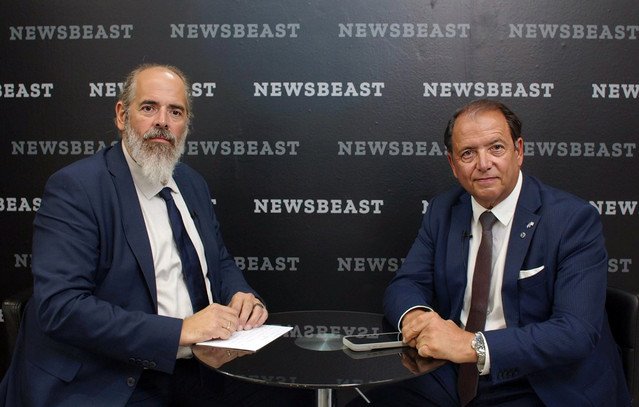 Δ.-Καββούρης-στο-newsbeast-από-τη-ΔΕΘ:-Το-ηλεκτρικό-αυτοκίνητο-πρέπει-να-γίνει-καθημερινή-επιλογή-για-την-οικογένεια