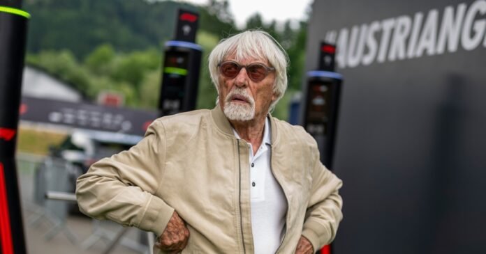 f1:-Ο-Έκλεστον-έσκασε-στο-αεροδρόμιο-με-την…-καραμπίνα-του