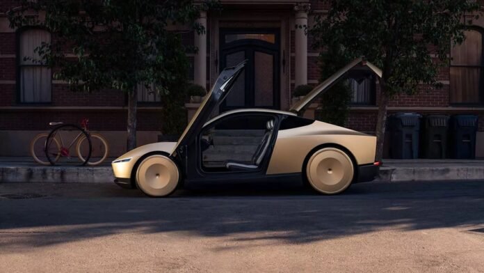 Πήδηξε-μπροστά-από-tesla-cybercab-για-να-δοκιμάσει-την-αυτόνομη-οδήγηση!-(+video)