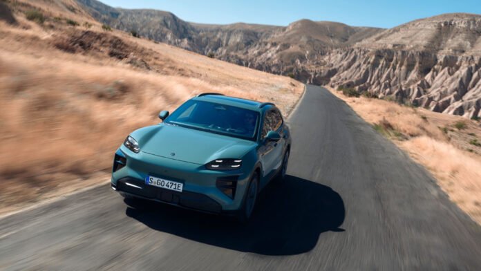 Οδηγούμε-την-porsche-cayenne-electric-στην-Καππαδοκία