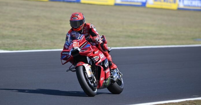 motogp,-Άγιος-Μαρίνος:-Μάχη-στα-χιλιοστά-Μ.-Μάρκεθ-και-Μπετζέκι