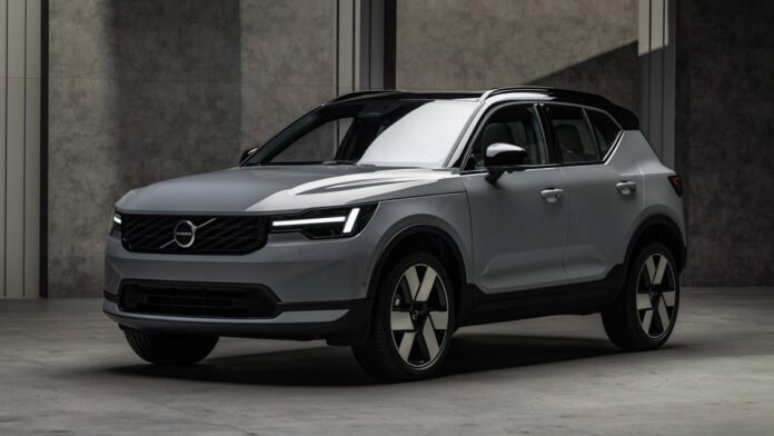 Πρώτη-επαφή-με-τα-ανανεωμένα-volvo-xc40-και-ex40